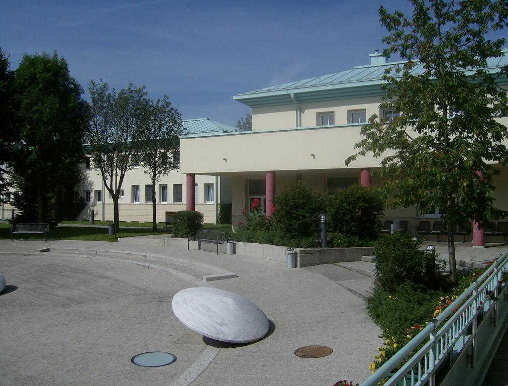 Hostel Obertrum Eksteriør bilde